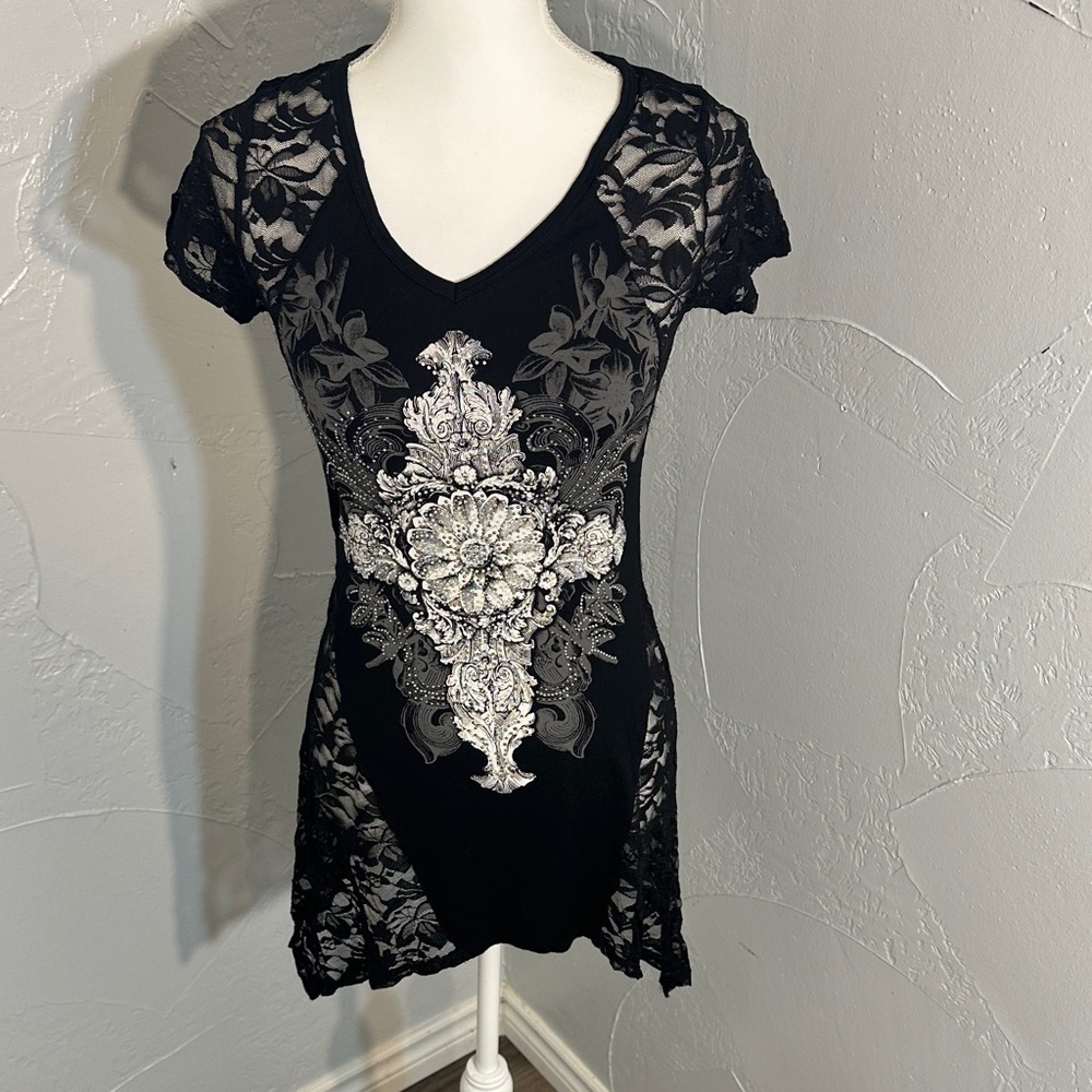 Vocal Black Top with White Lace Design - Picture 7 of 12